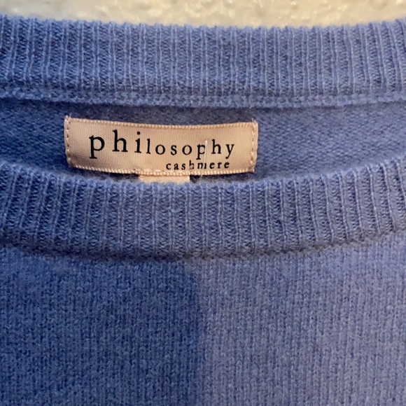 Philosophy 100% Cashmere Light Blue and White London Sweater - Picture 6 of 7
